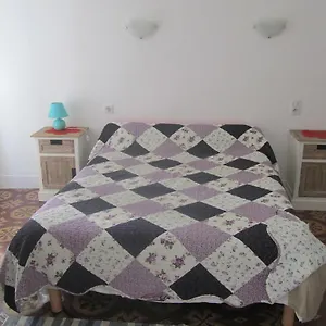 Apartment Chez Tania, Vallon-Pont-dʼArc